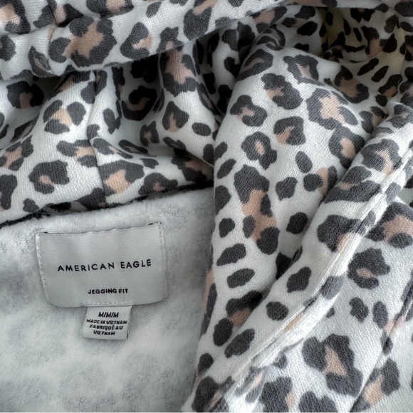 American Eagle Soft Hoodie Sweatshirt Jegging Fit Animal Print Leopard Cheetah - Picture 5 of 10